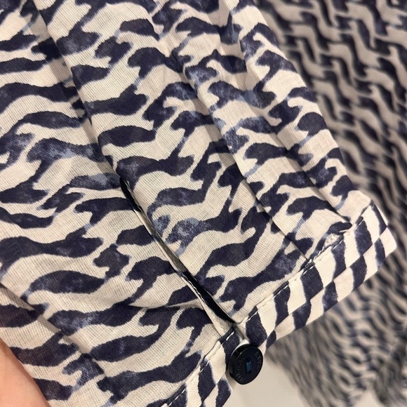 MILANO Italian oversize long sleeve flowy white and bleu size 46 - Picture 6 of 9